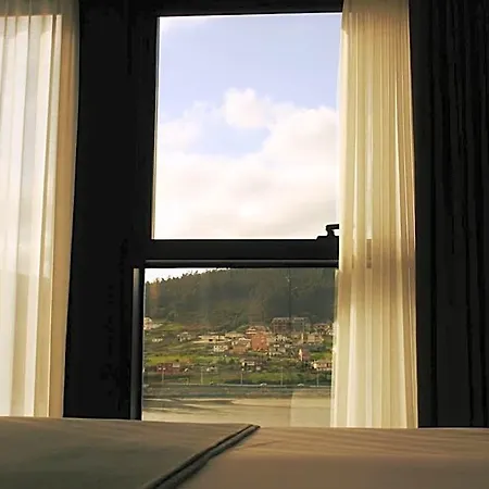 Hotel U